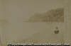 小笠原島父島ノ内大村海浜ヨリ湾口並須崎村眺望ノ景