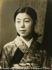 (女性像)