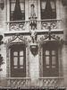 Détail des fenêtres du Manoir Gothique du Comte de l'Escalopier.