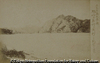 小笠原島父島ノ内旭山並奥村ヲ大村ヨリ眺望ノ景