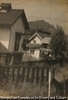 白壁のある風景