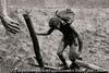 Serra Pelada (Climbing man and another's hand)
