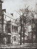 Façade du Théâtre des Batignolles.