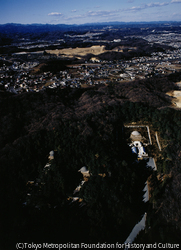 秋山 忠右